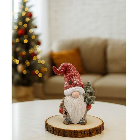 Figurka świąteczna MIKOŁAJ LED krasnal z choinką ozdoba bożonarodzeniowa 20 cm